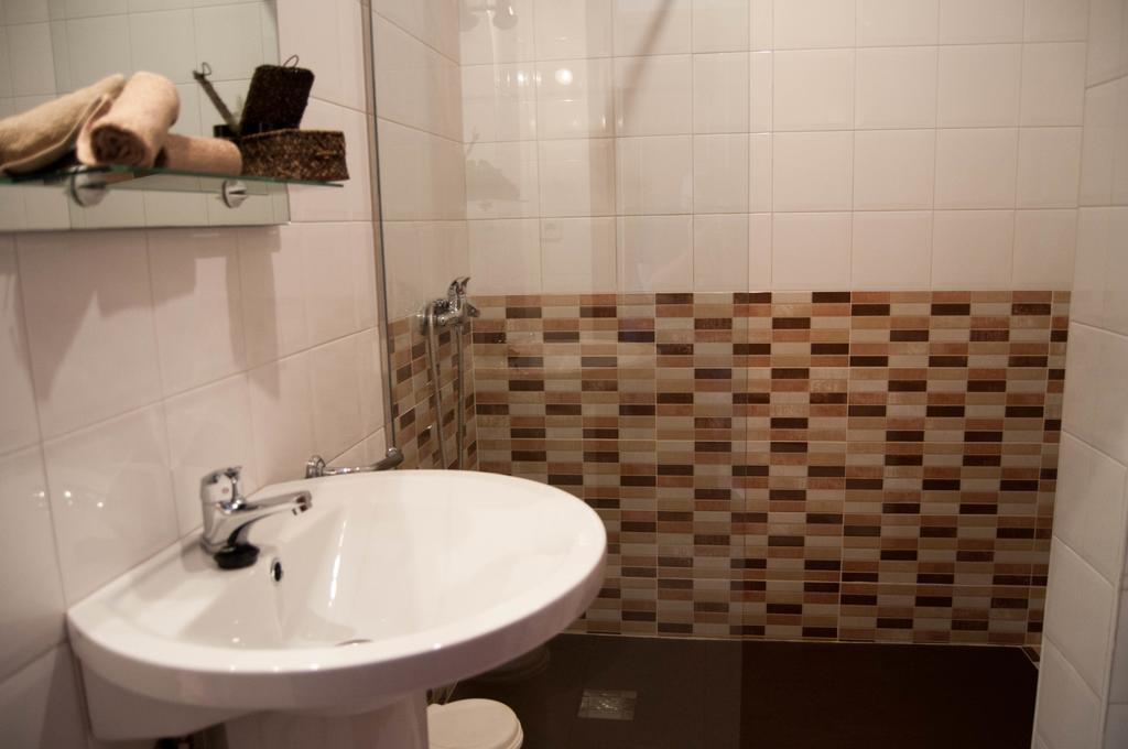 Hostal La Frontera Феррол Экстерьер фото