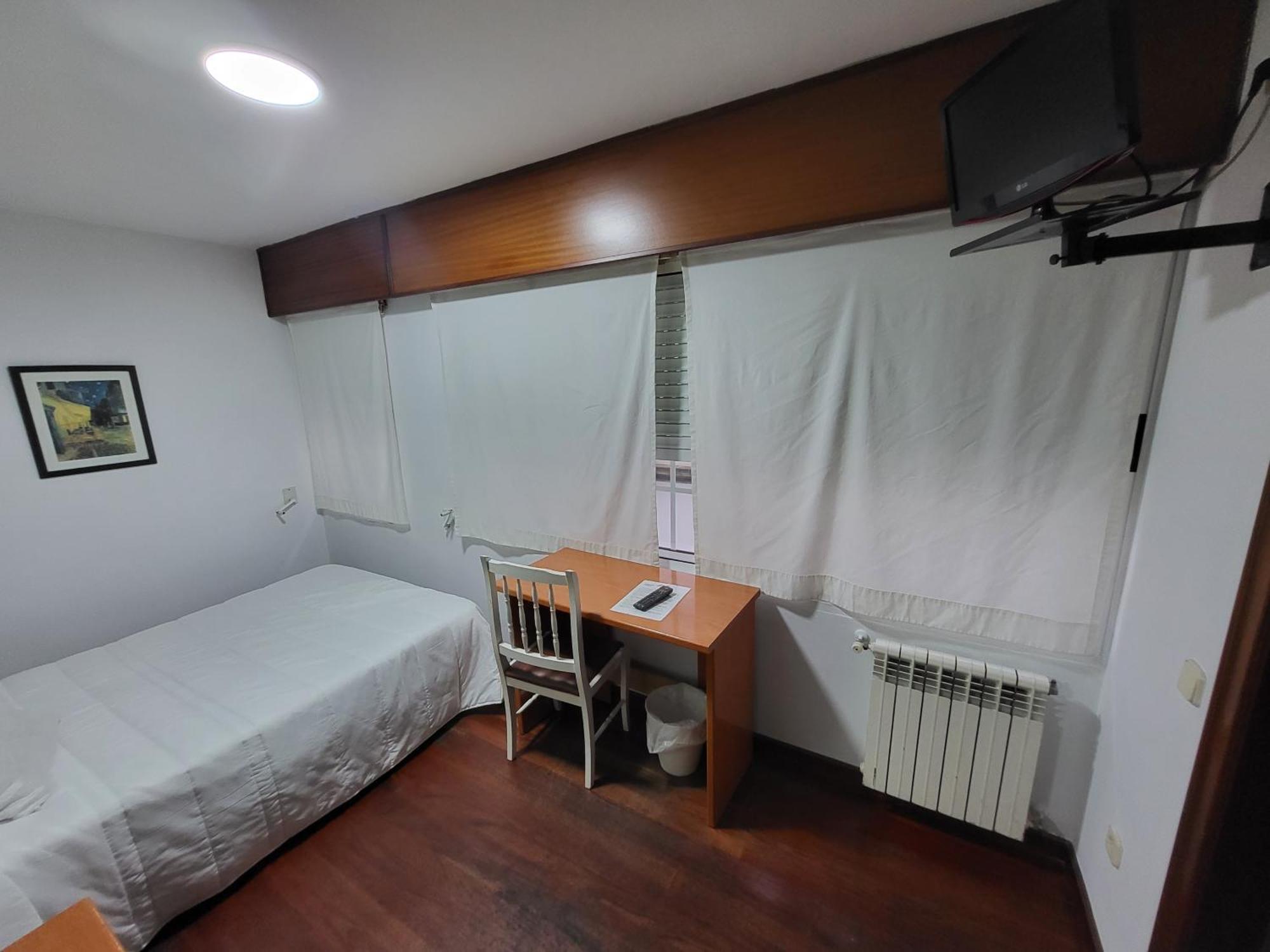 Hostal La Frontera Феррол Экстерьер фото