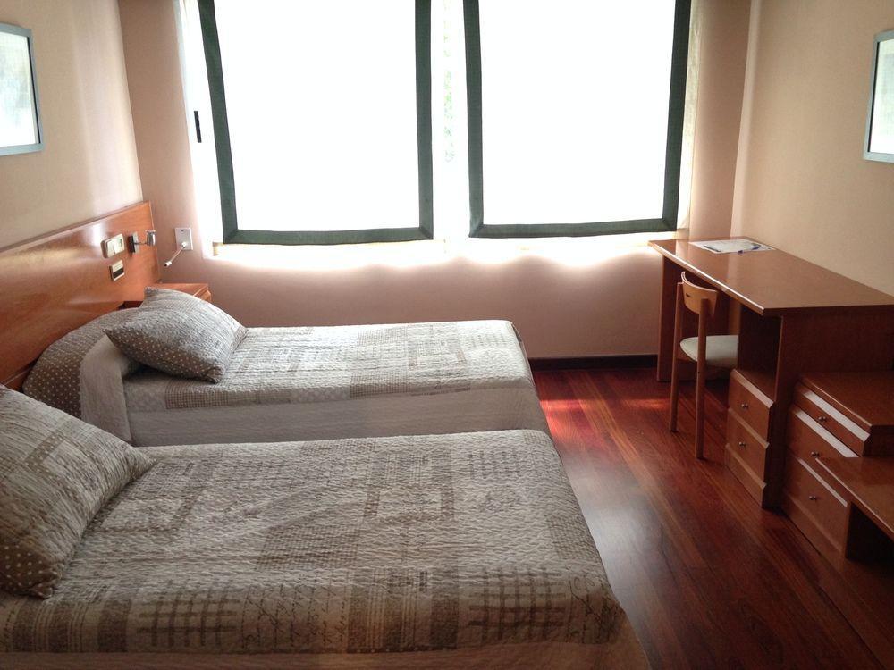 Hostal La Frontera Феррол Экстерьер фото