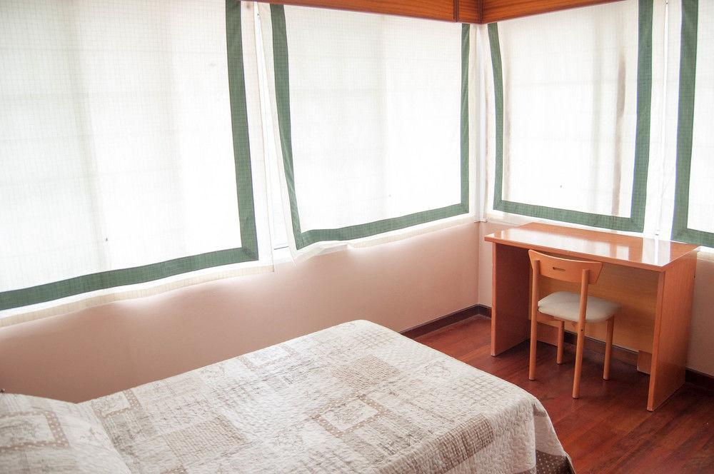 Hostal La Frontera Феррол Экстерьер фото