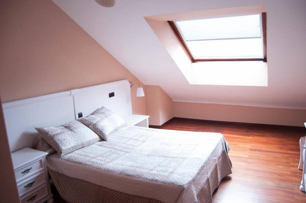 Hostal La Frontera Феррол Экстерьер фото